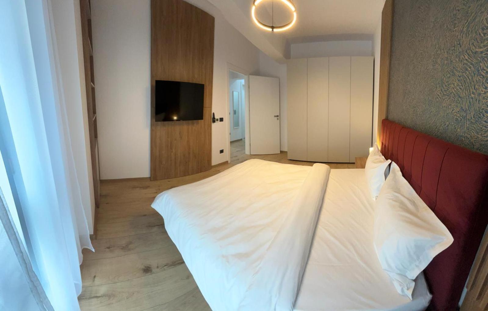 South Apartment *