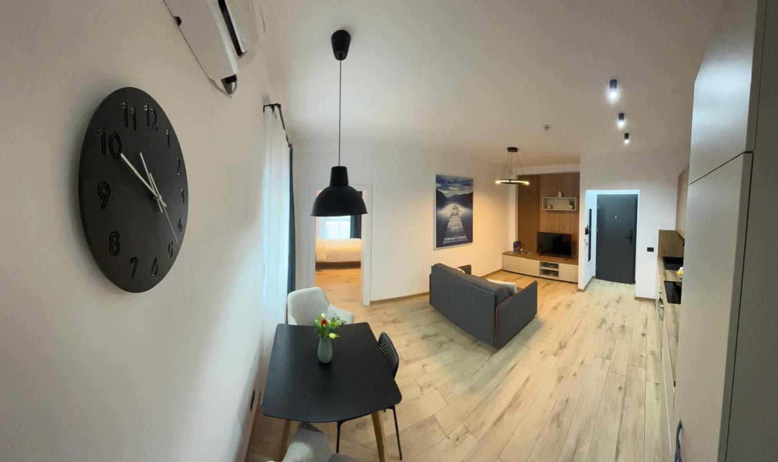 South Apartment
