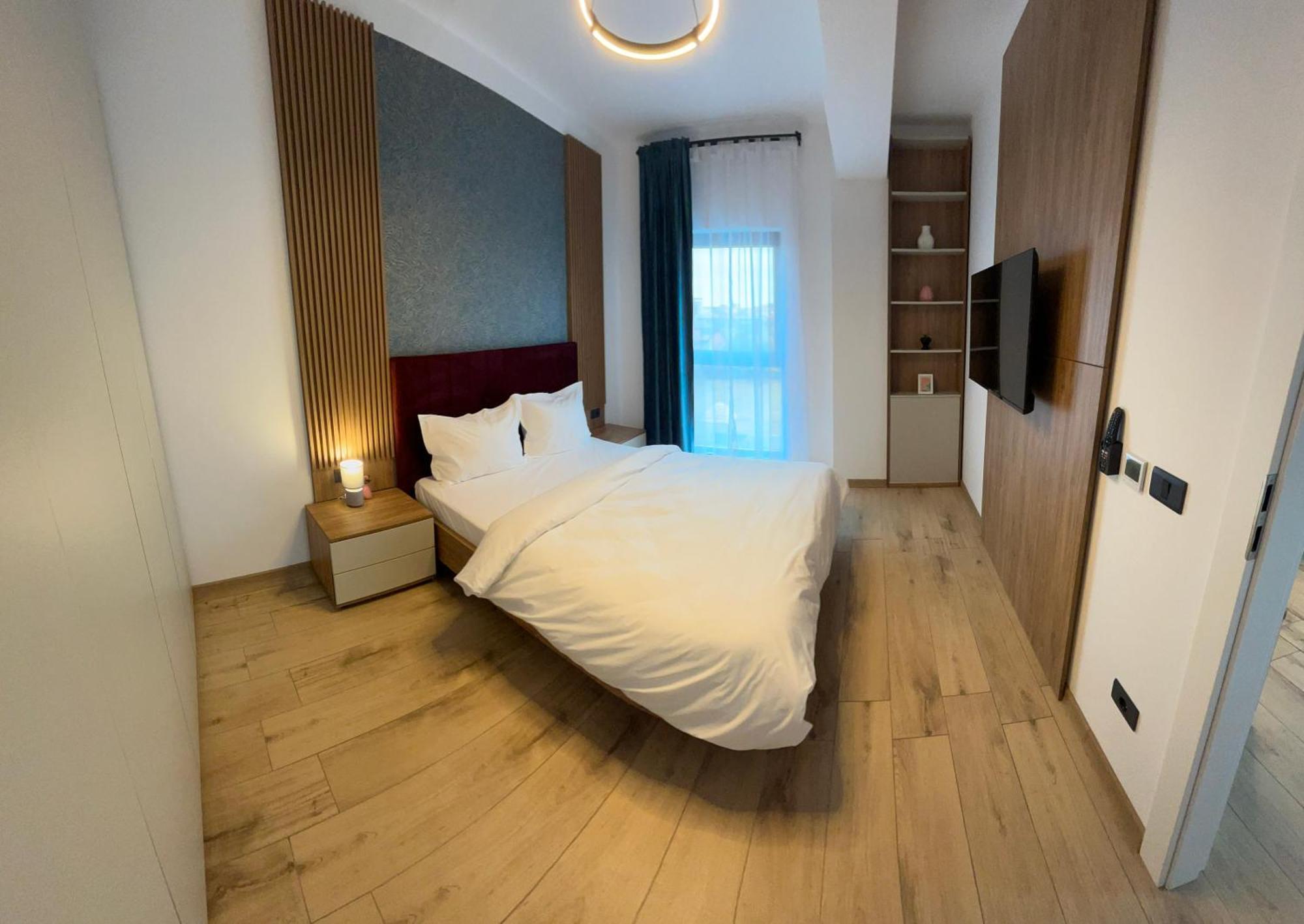 Apartment South *